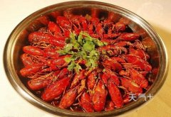 ���ϵ���ɫС������Щ �������������ɫС�Խ���