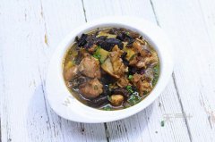 С����Ģ�������� �ҳ�С����Ģ������