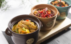 �߹�С���ʼ��˷Ѷ���Ǯ