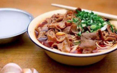 �差ţ������˶���Ǯ