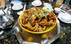 ��������Ƽ��˶���Ǯ