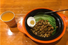 ���������з����˷����Ƕ���