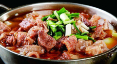 Ȫ��ţ����м��˵���