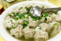 ɳ��С�Լ��˶���Ǯ