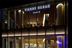Pierre Pierre Hermeô